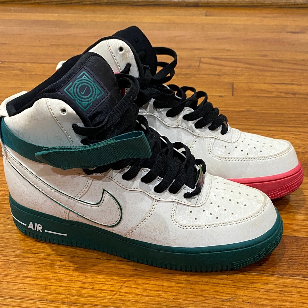 Nike High-Top Sneakers in White, Green, and Red